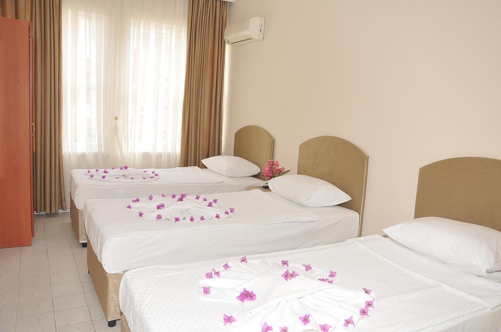Exenia Hotel 阿拉尼亚 外观 照片